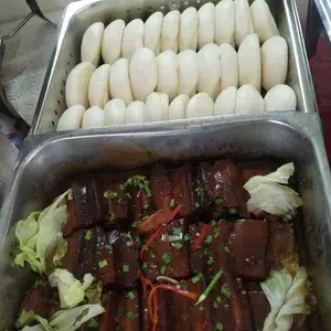 扣肉包 Chinese Bun w/ Stewed Pork