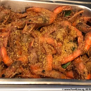 Signature buttered prawns 招牌牛油虾