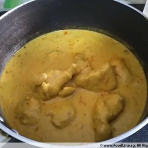 Curry Chicken • 咖哩鸡(Chef's Recommended)