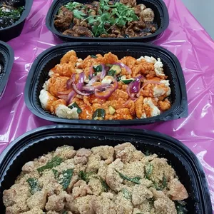 麦片鸡丁 Chicken w/ Cereal