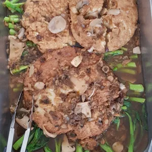 Hand Made Tofu with Preserve Veg