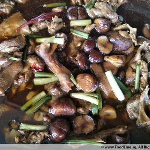 Stewed Duck w/ Chestnut • 栗子焖鸭