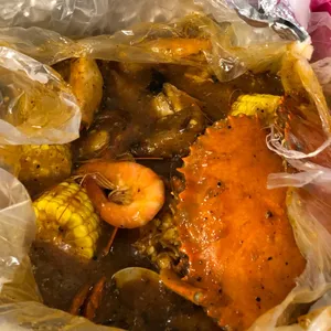 1x Crab in a Bag Imperial Pot 帝国袋 @$59.9 (Flavour: Spicy) (Add Ons: None)