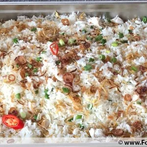Wok-Fried Rice with Crabmeat and Anchovies