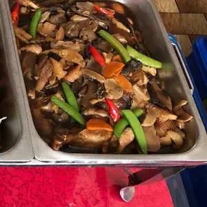 海参香菇焖鸭 Braised Duck w/Sea Cucumber & Mushroom