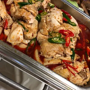 SZE CHUAN SALIVA CHICKEN, MINCED GARLIC & CHILI 四川口水鸡