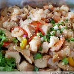 鸡腿菇蒜茸虾球(去壳) Garlic Prawn w/ Mushroom (De-Shell) (NEW)