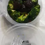 Mushrooms with Broccoli