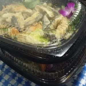 Crispy Fish Skin with Chicken Floss 酥炸肉松鱼皮