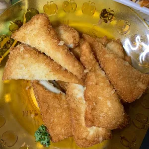 酥炸面包鱼柳 Fish Fillet w/ Salad Cream (NEW)