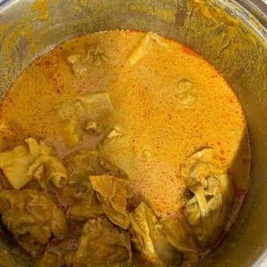 咖喱鸡 Signature Curry Chicken