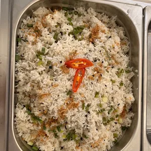 Black Olive Fried Rice (V) <i>with spring onion and garlic</i>