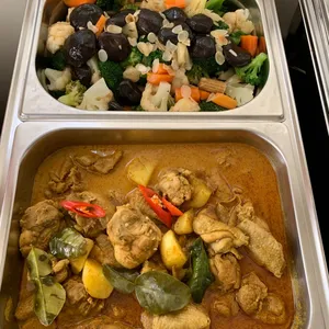Signature Penang Kapitan Chicken <i>malaysian chicken curry</i>