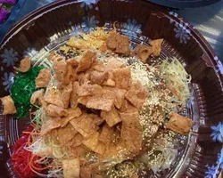 Prosperity Salmon Yu Sheng（发财鱼生) | Customer Photo | Le Xin Catering Group Pte Ltd