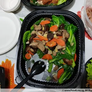Spinach with Mushroom (香菇苋菜)