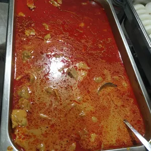 RED CURRY CHICKEN WITH BABY POTATOES 招牌咖喱鸡