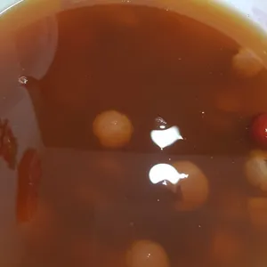 六味清汤 Hot Cheng Tng