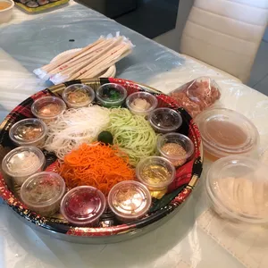 貴妃鲍风生水起鱼生 Prosperity Imperial Abalone Platter