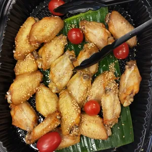 Baked Hot Honey Mid Joint Wing 蜜汁鸡中翅