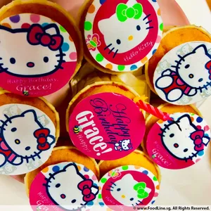 1x KITTY BIRTHDAY @$34.9 (Quantity : 12pcs) (Flavours : Vanilla) (Eggless : No) (Big Candles : 1) (Small Candles : 1)