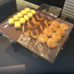 Assorted French Pastries (V)<i>chocolate éclair, cream puff, cheesecake</i>