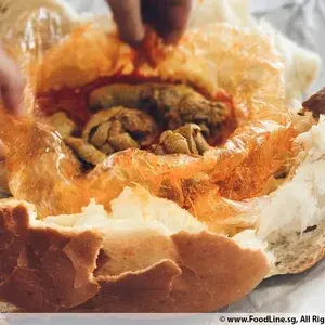 2x Golden Pillow Curry Chicken Bun @$14.8