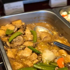 Braised Egg Beancurd w/ Assorted Vegetables 红烧豆腐