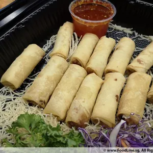Spring Roll with Sweet Chilli