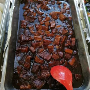 Braised Pork w/ Bun • 扣肉包(Chef's Recommended)