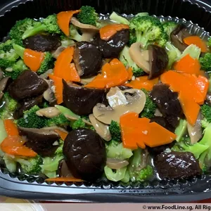 Broccoli w/ Mushroom •香菇兰花 (Chef's Recommendation)