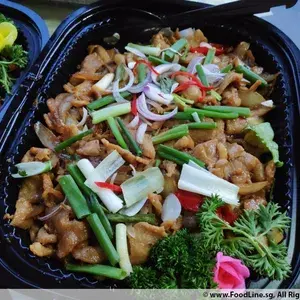 姜葱炒肉片 Sliced Pork w/ Ginger & Spring Onion
