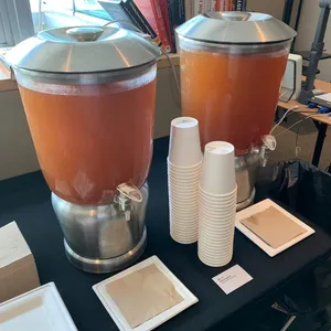 Lemon Iced Tea <i>homemade with fresh lemon</i>