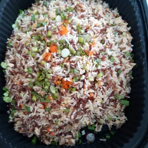 Fried Two Type Rice with Caviar 鱼子鸳鸯炒饭