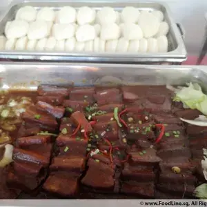 扣肉包 Chinese Bun w/ Stewed Pork