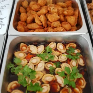 香菇小鲍鱼 Baby Abalone w/ Mushroom <i>(One small abalone per pax)</i>