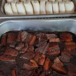 扣肉馒头 Braise Pork w/ Bun