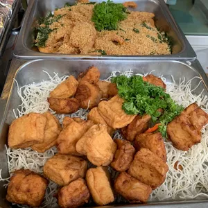 Crispy Seafood Beancurd 海鲜豆腐