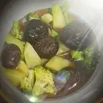 Mushrooms with Broccoli