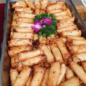 Vegetarian Spring Roll with Sweet Sauce