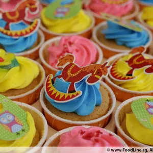 Happy Cupcakes