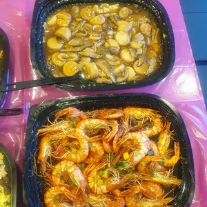 Stir Fried Honey Ginger Prawn