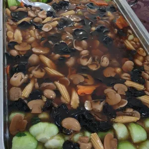 Mushroom with Seasonal Greens (Vegetarian)