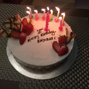1x Strawberry Bagatelle @$36 (Size: 20cm) (Number of Big Candles: 1) (Number of Small Candles: 8)