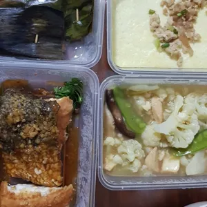 Meal Container: Microwaveable Container