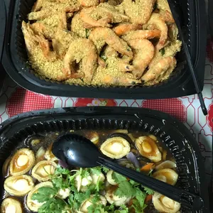 香菇小鲍鱼 Baby Abalone w/Mushroom <i>(One small abalone per pax)</i>