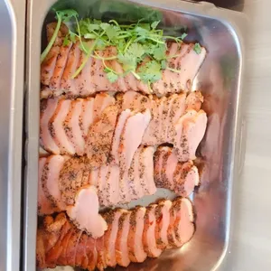 黑椒烟鸭 Smoke Duck w/ Black Pepper 