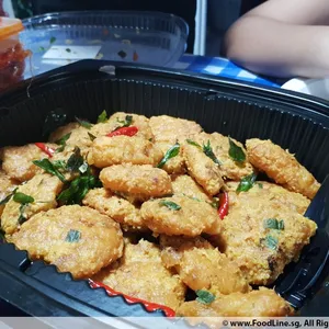 Buttery salted egg yolk fish
