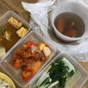 Dishes: 3 Dishes + 1 Soup