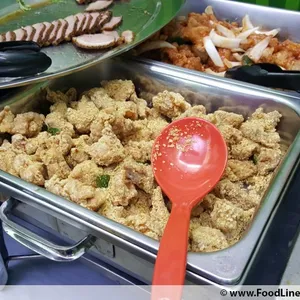 麦片鸡丁 Chicken w/ Cereal
