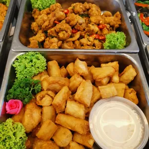 Salted Egg Chicken • 咸蛋鸡(Chef's Recommended)
